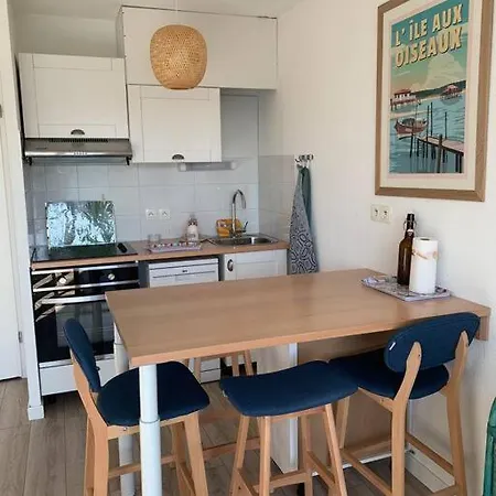 Apartment Situe Au Port Avec Piscine Le Teich